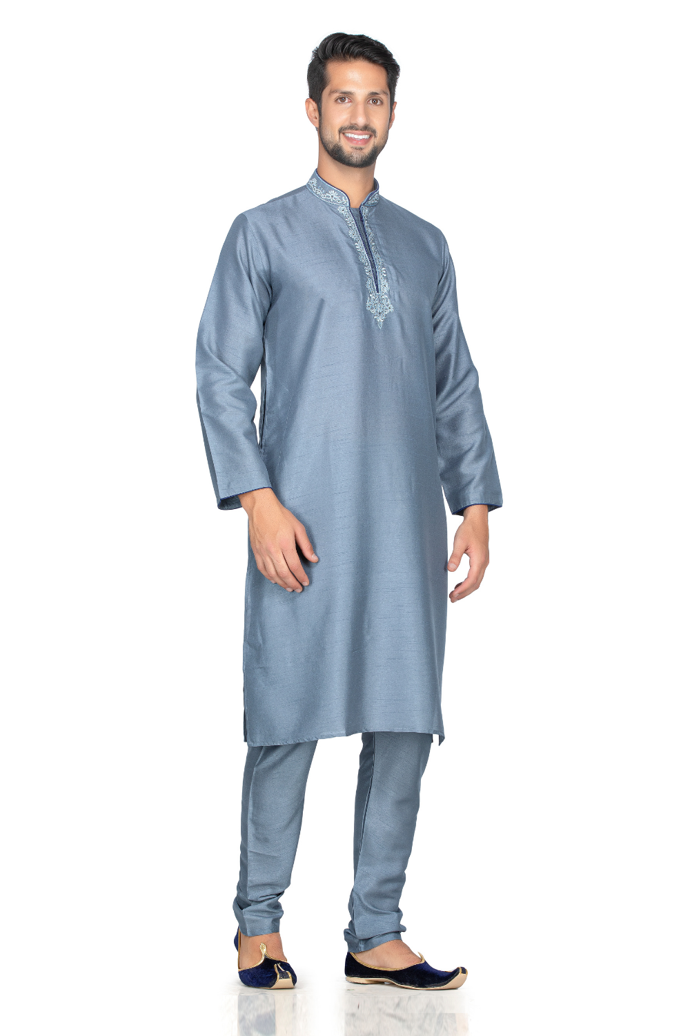 SIMPLY ELEGANT GREY KURTA PAJAMA WITH DELICATE THREAD WORK