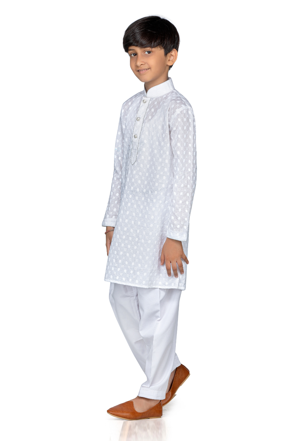 Eid special white chikankari kurta salwar