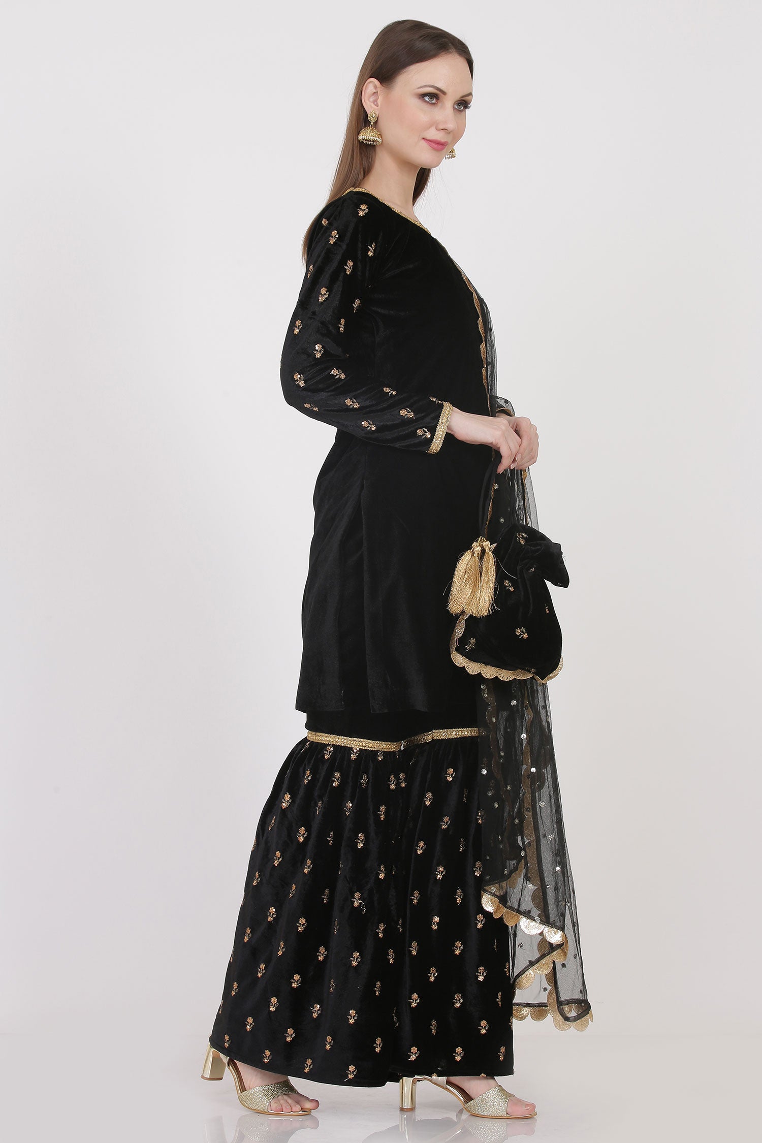 Velevt Gharara Suit