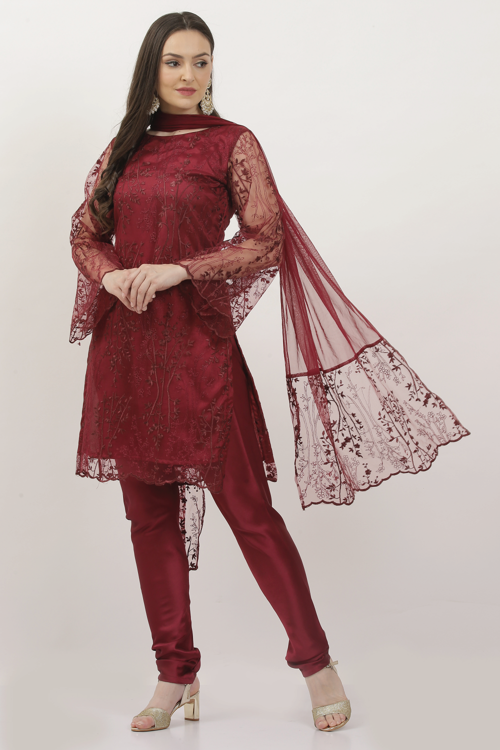 LACE PAKISTANI SUIT IN MAROON WITH PYJAMI